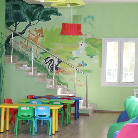 Designed Two Bedroom Pool Side In A 5 Star Resort, Iskele, North Cyprus Διαμέρισμα