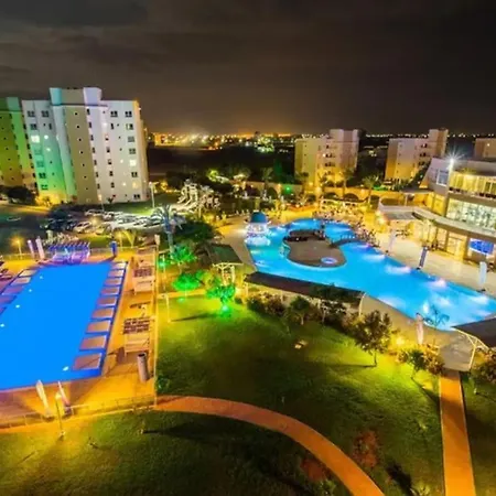 Appartement Designed Two Bedroom Pool Side In A 5 Star Resort, Iskele, North Cyprus Trikomo