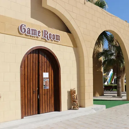 Designed Two Bedroom Pool Side In A 5 Star Resort, Iskele, North Cyprus Appartement Trikomo