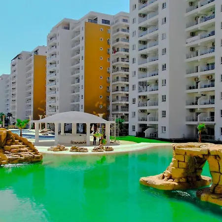 Appartement Designed Two Bedroom Pool Side In A 5 Star Resort, Iskele, North Cyprus