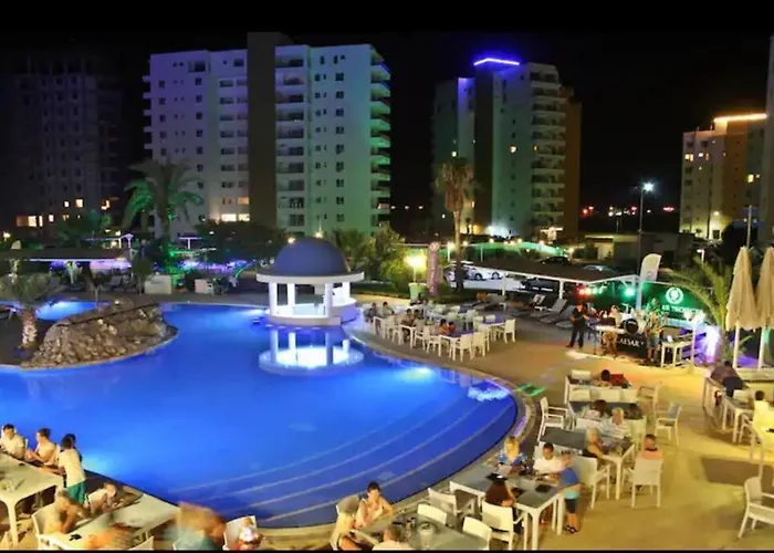 アパート Designed Two Bedroom Pool Side In A 5 Star Resort, Iskele, North Cyprus *