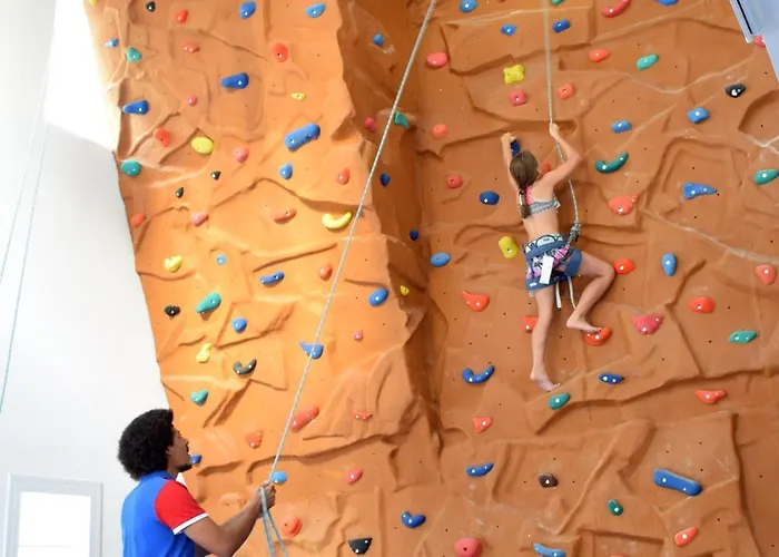 アパート Designed Two Bedroom Pool Side In A 5 Star Resort, Iskele, North Cyprus Trikomo