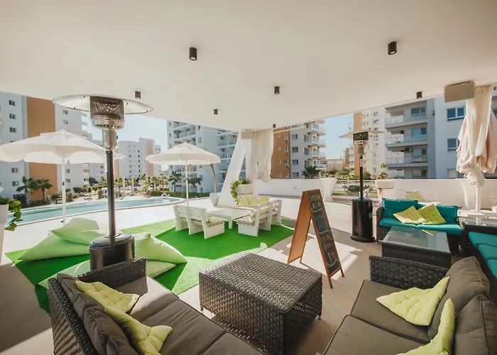 アパート Designed Two Bedroom Pool Side In A 5 Star Resort, Iskele, North Cyprus