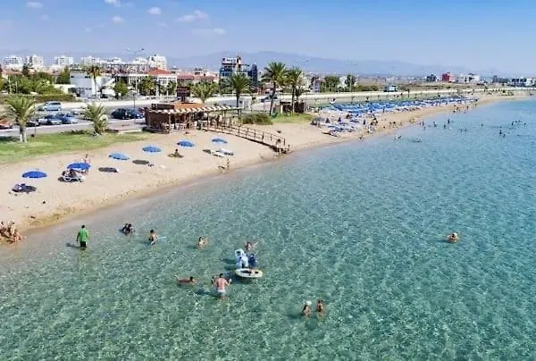 Designed Two Bedroom Pool Side In A 5 Star Resort, Iskele, North Cyprus アパート